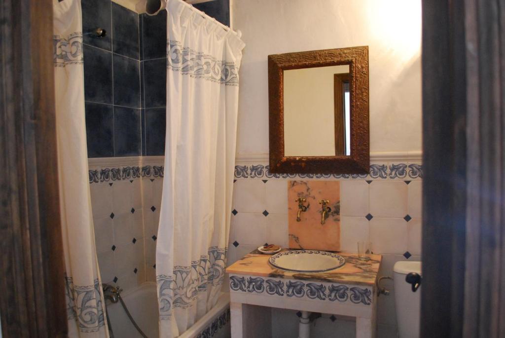 Hotel Fonda Del Tozal Teruel Habitación foto